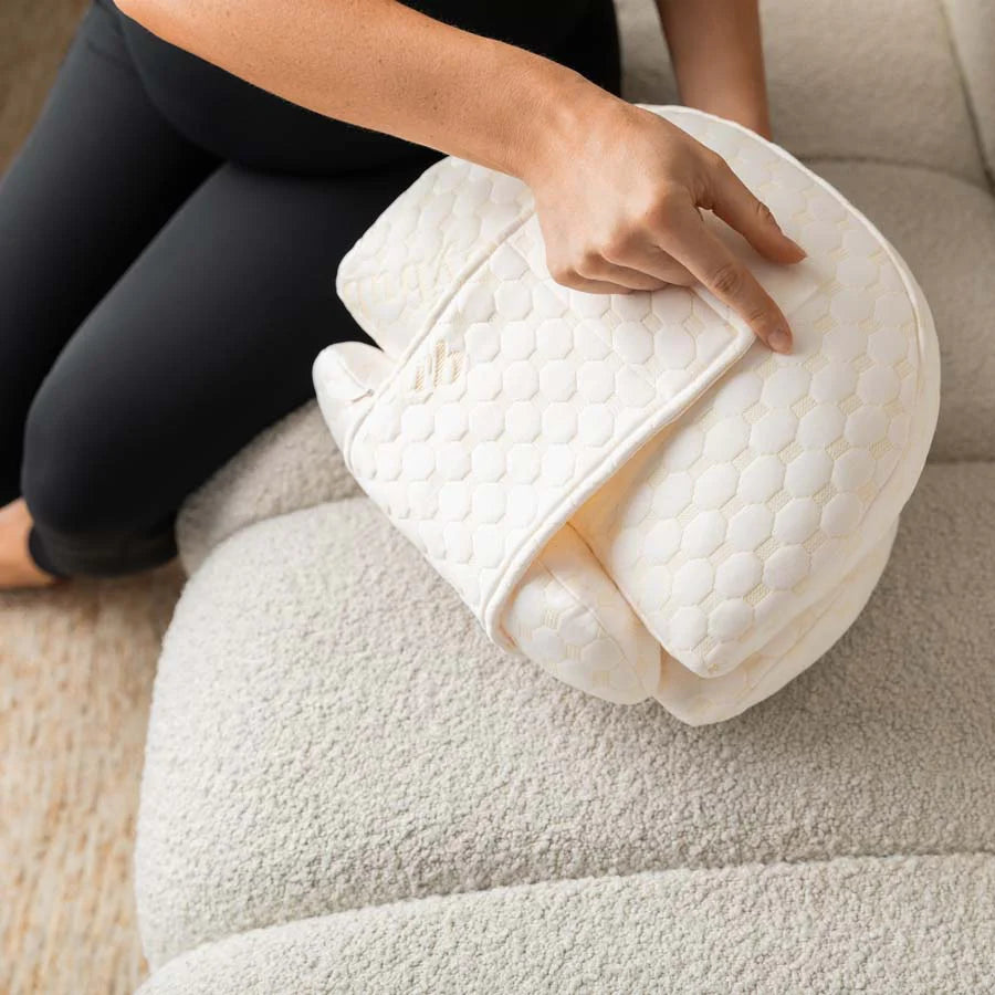 SoulSnap Maternity Pillow™ Compression Travel Case